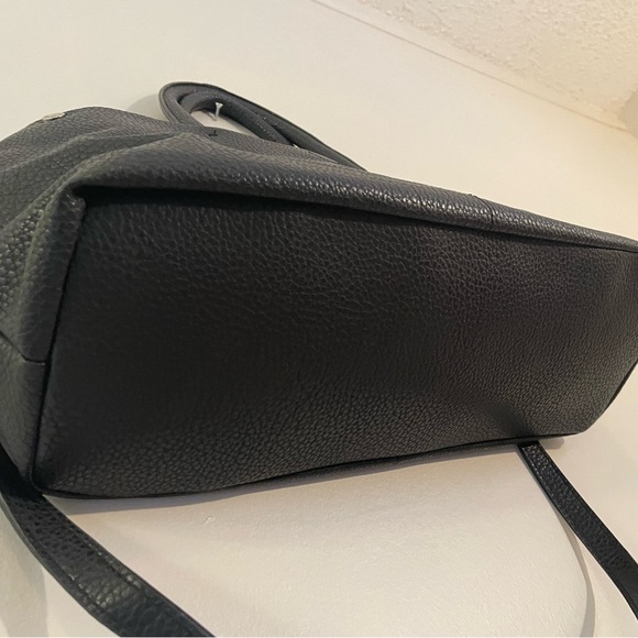 Roots Black Leather Purse - Picture 3 of 5